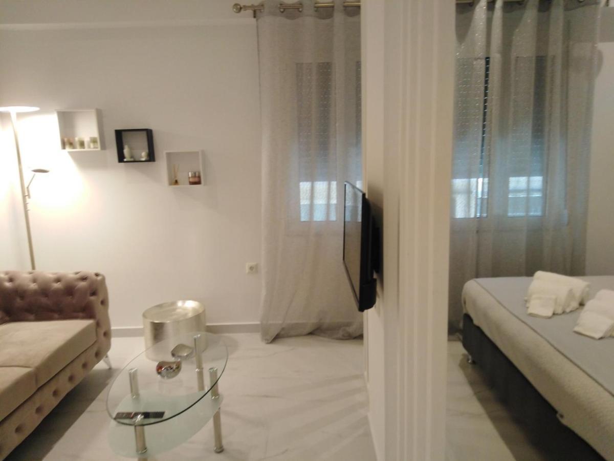 The Syntagma Luxury Suite Athens Exterior photo
